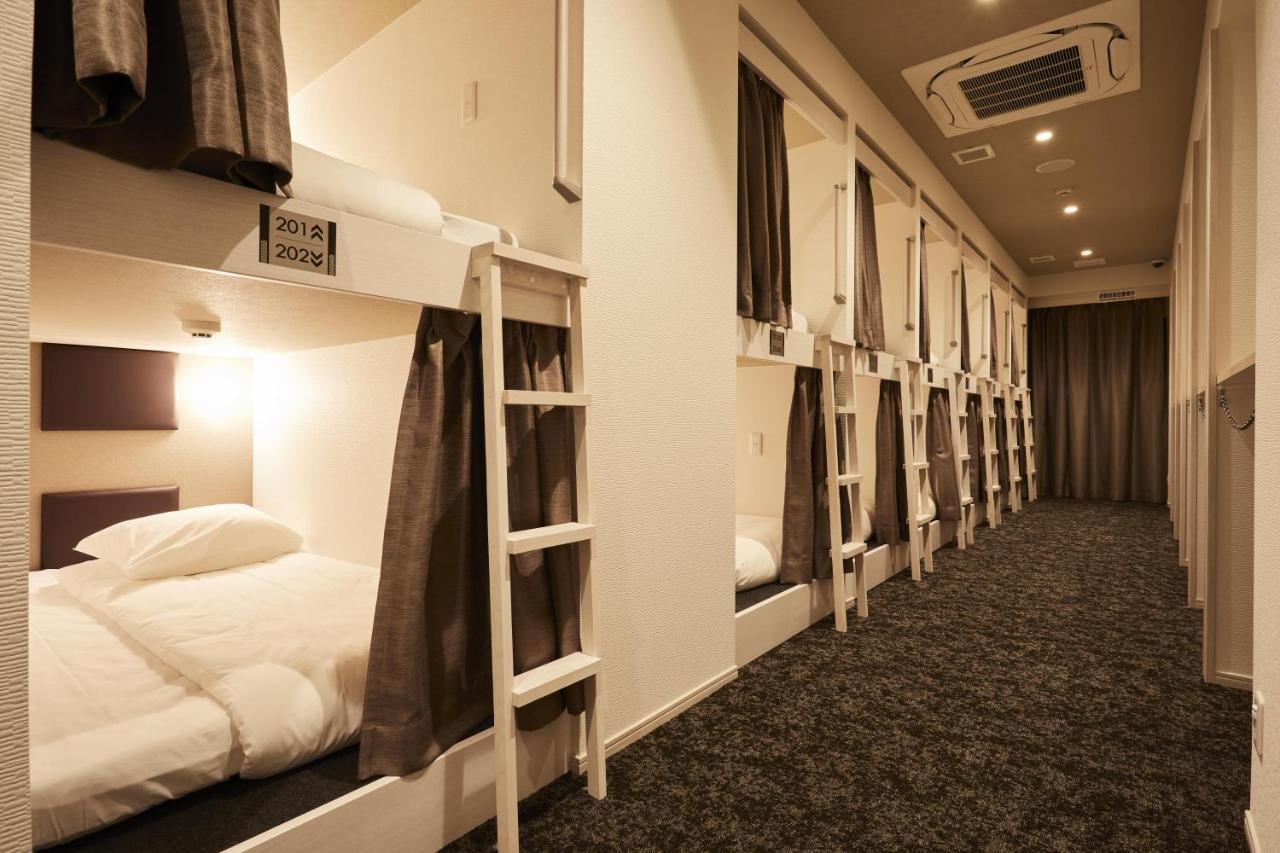Hotel The Rock Osaka Bagian luar foto